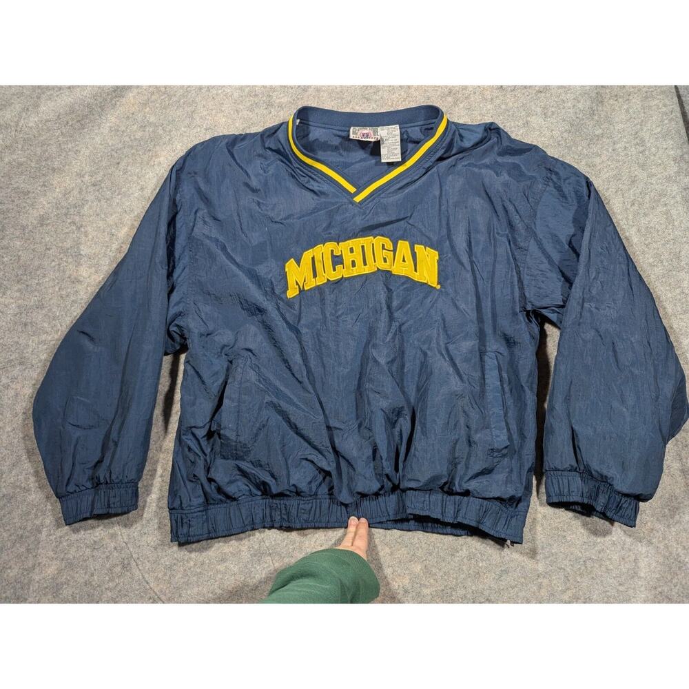 Michigan Men’s Navy V-Neck Pullover Sweater